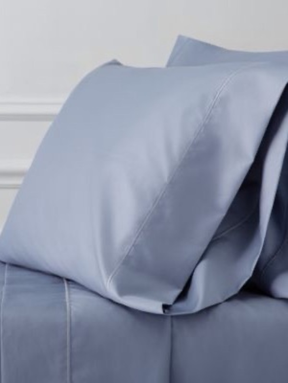 NEVER USED Hudson Park Collection 500 Thread Count Slate Blue Pillowcase Pair